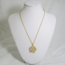 518087 clear in gold pendant