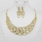 591368 Gold necklace