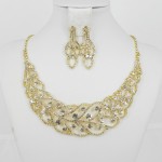 591368 Gold necklace