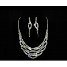 591483-101 Silver Clear Necklace Set