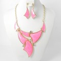 891049 Pink Necklace