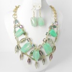 891054 Green Necklace