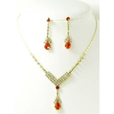 591005-207 Gold Necklace Set in Red
