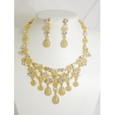 511115-201 Gold Necklace Set in Gold