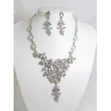 511118-101  Crystal Necklace Set in Silver