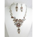 511118-108 Topaz Necklace Set in Silver