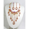 511084-207 Red Necklace Set in Gold